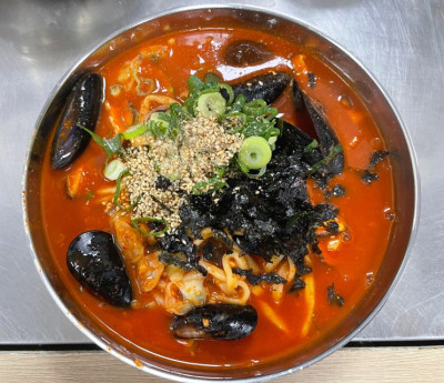 부평시장역맛집 장수칼국수 김치맛집 생면반죽으로 더 맛있게