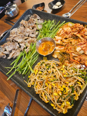 [제주/조천] 함덕 흑돼지 맛집 윤가네흑돼지대패삼겹살 제주함덕흑돼지