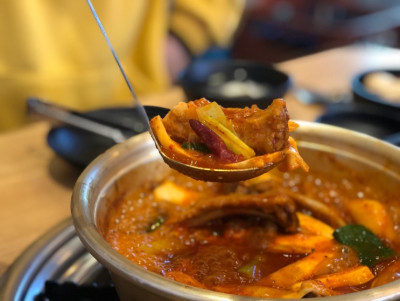 <서울 목동 맛집> 매-콤한 등갈비 땡기시죠? 진두꺼비식당!
