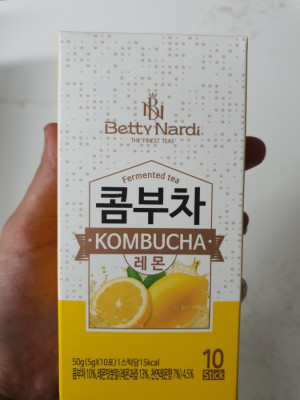 [천연발효차] 장건강개선에 효과적인 티젠 콤부차 레몬맛 먹어본 후기