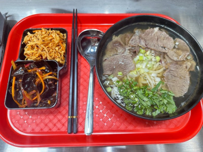 이천우육면 고기가 가득 하나우육면