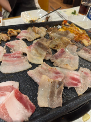 세종 도담동 단체룸완비 회식하기 좋은 약돌고집