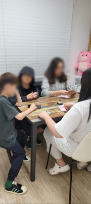 신정네거리영어학원 송송영어에서 1:1 수업으로 세세하게!