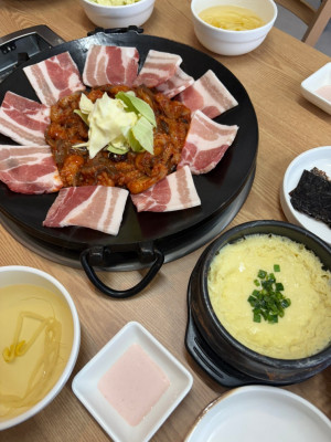 산아래주꾸미, 강북구맛집으로 추천! 철판 주꾸미로 든든한 한 끼