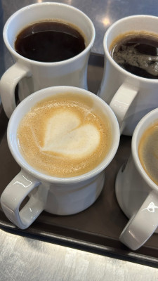 덕소 카페 산책하다 발견한 가성비 끝판왕, 컴포즈커피 덕소강변중앙점 후기