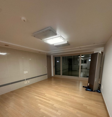 합리적인 가격에 꼼꼼하게 작업하는 부산입주청소 부산청소업체 알뜰청소